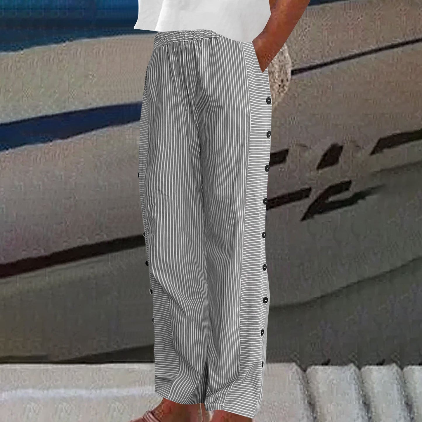妍希|條紋排釦裝飾長褲