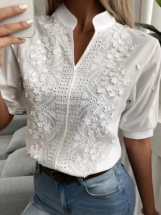 子晴 | 優雅刺繡設計女性襯衫